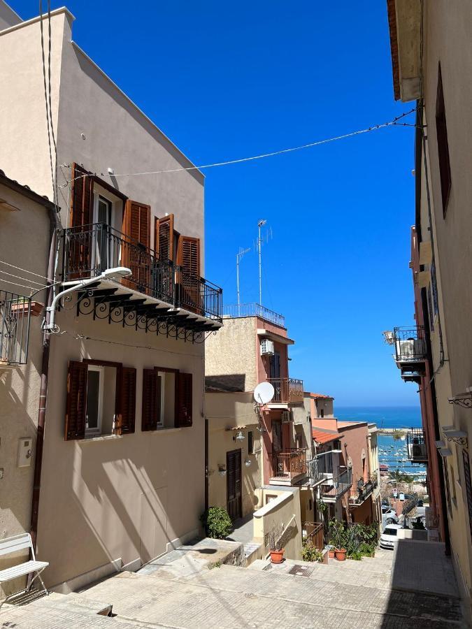 Luce del golfo Castellammare del Golfo Exterior foto