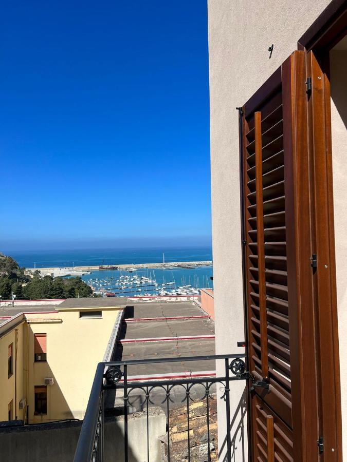 Luce del golfo Castellammare del Golfo Exterior foto